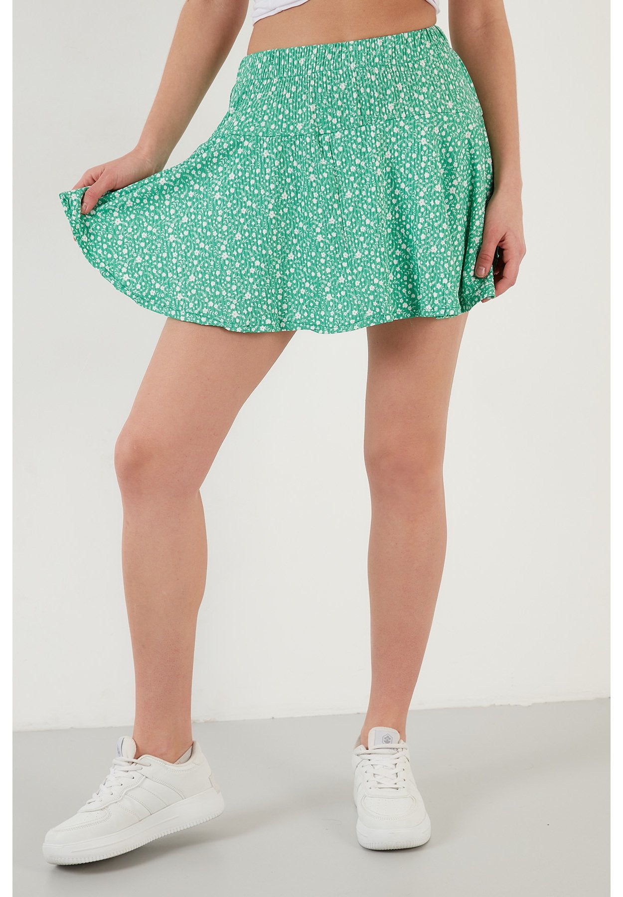 Green short skirt
