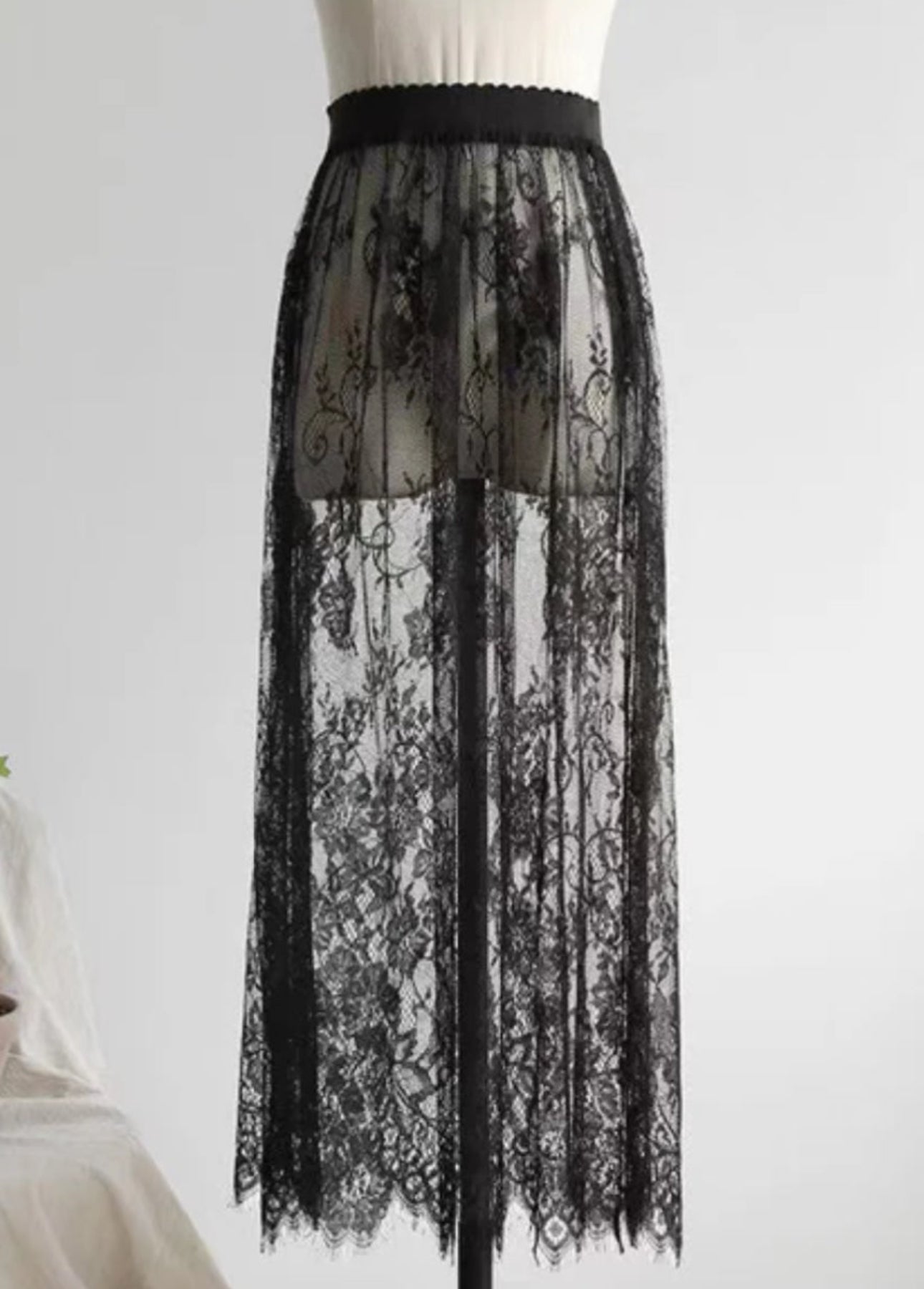 Black Basic Lace Skirt