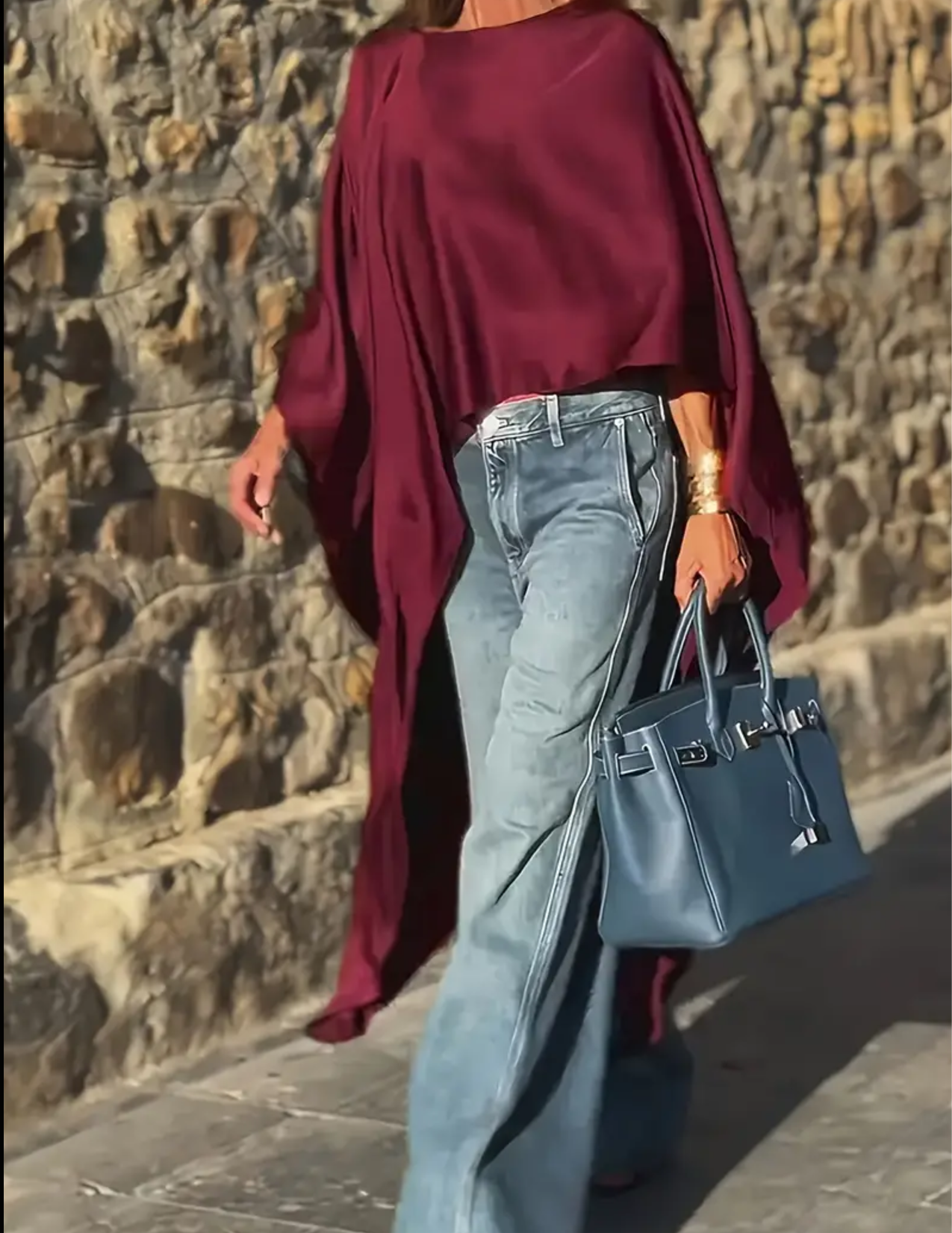 Sleeveless crew neck shirt