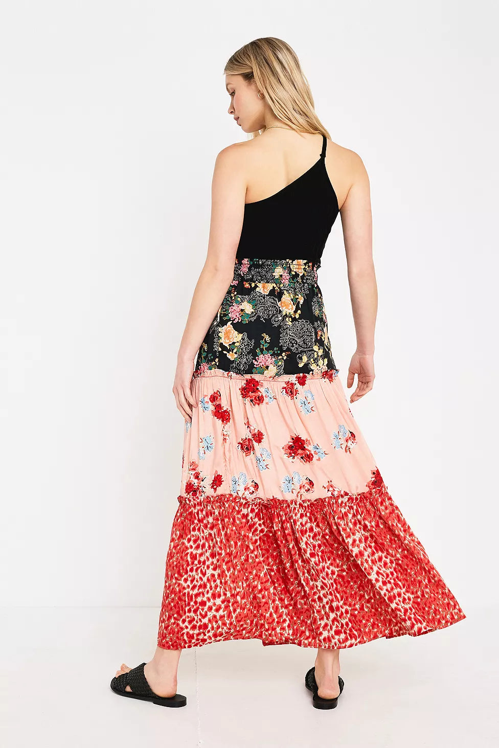 Flower patch skirt
