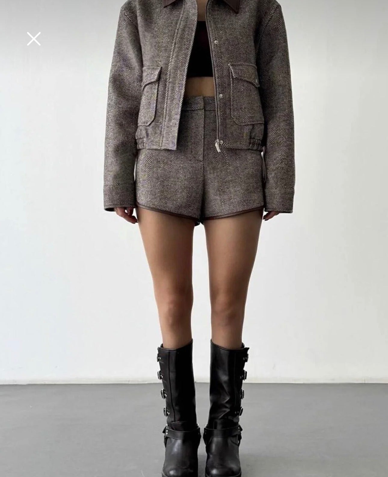 Leather Collar Bomber Jacket Mini
Shorts Set