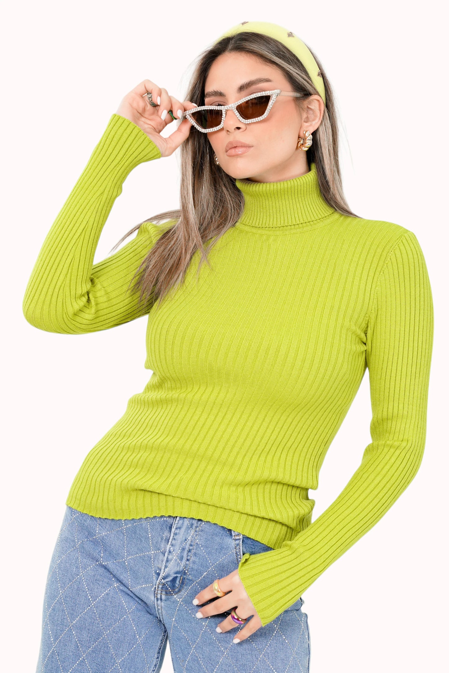 Turtle neck lime slim sweater