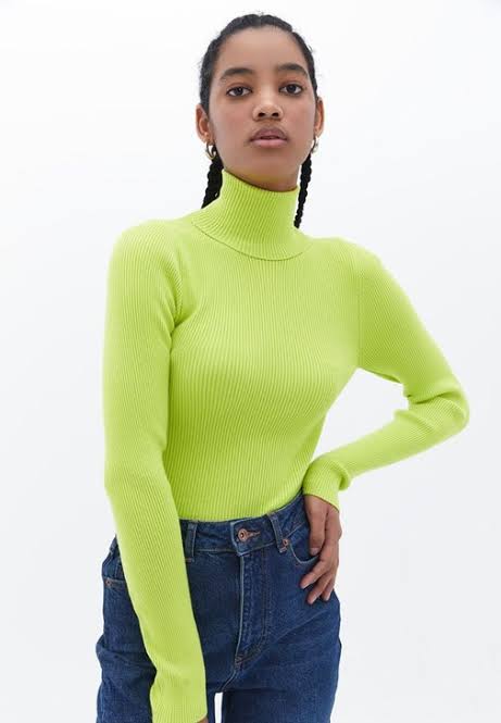Turtle neck lime slim sweater