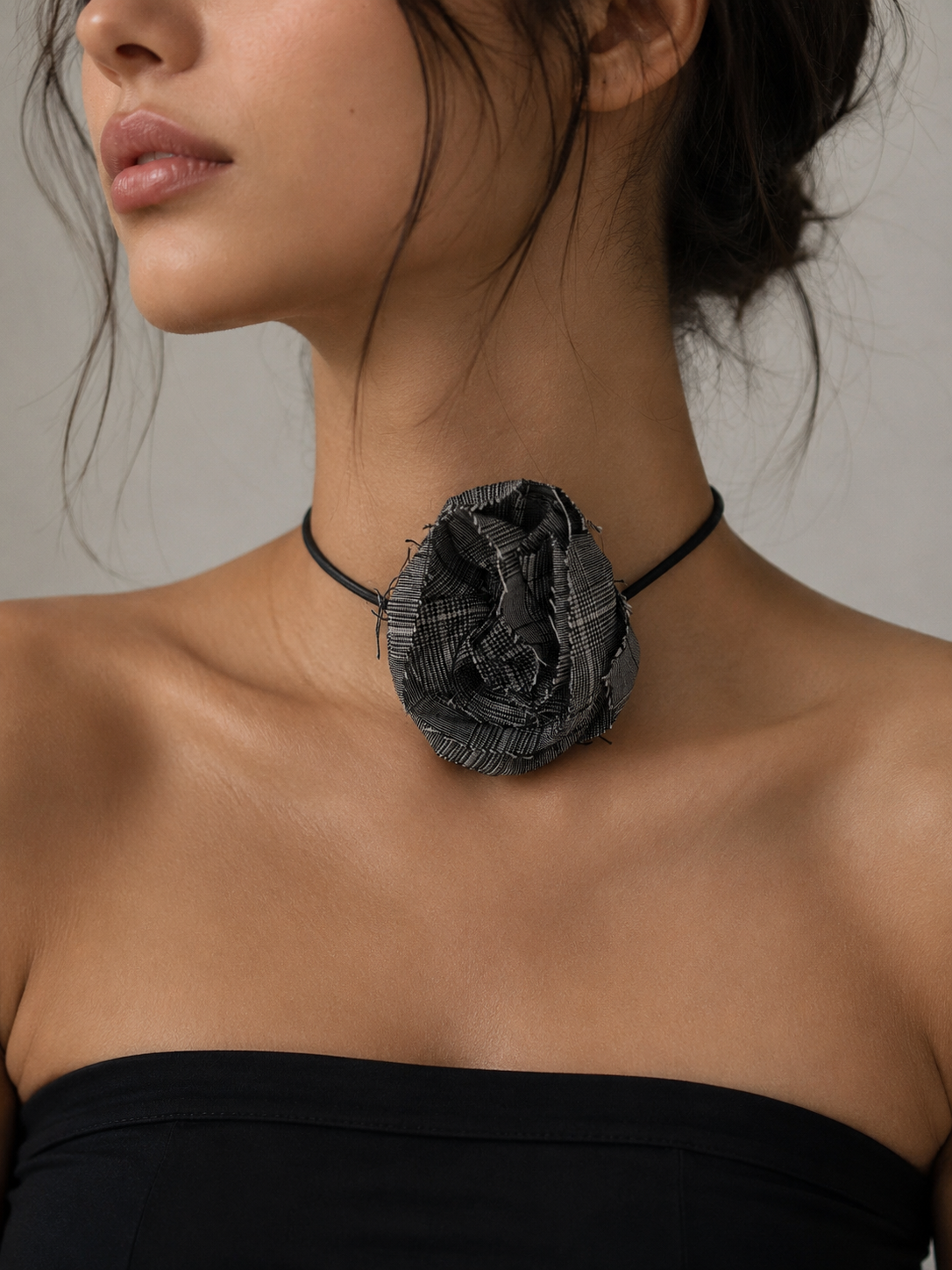 Flower chocker