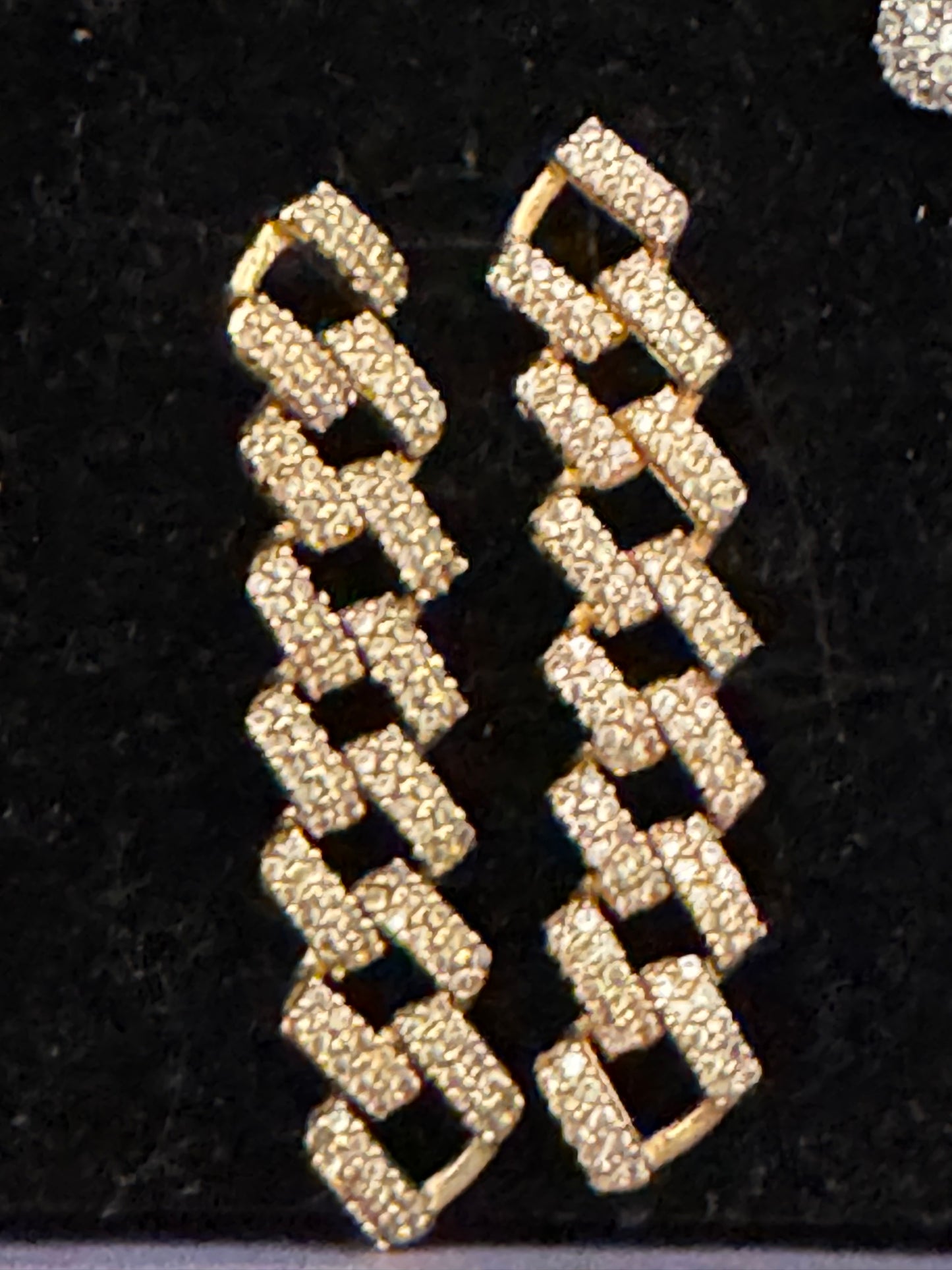 Cuban link earring