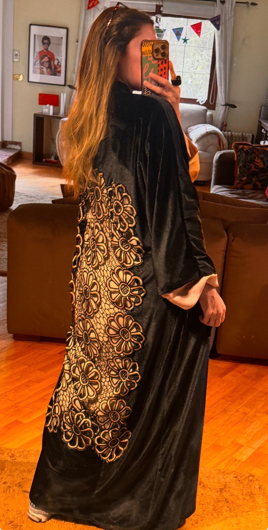 Black flower satin kuftan