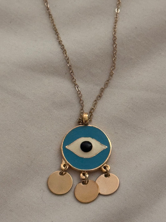 Eye pendant with chain