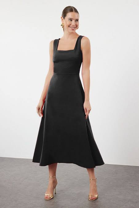 Black midi dress