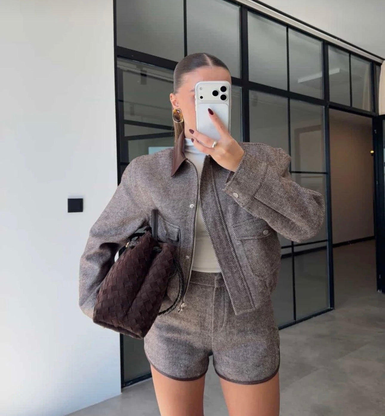Leather Collar Bomber Jacket Mini
Shorts Set