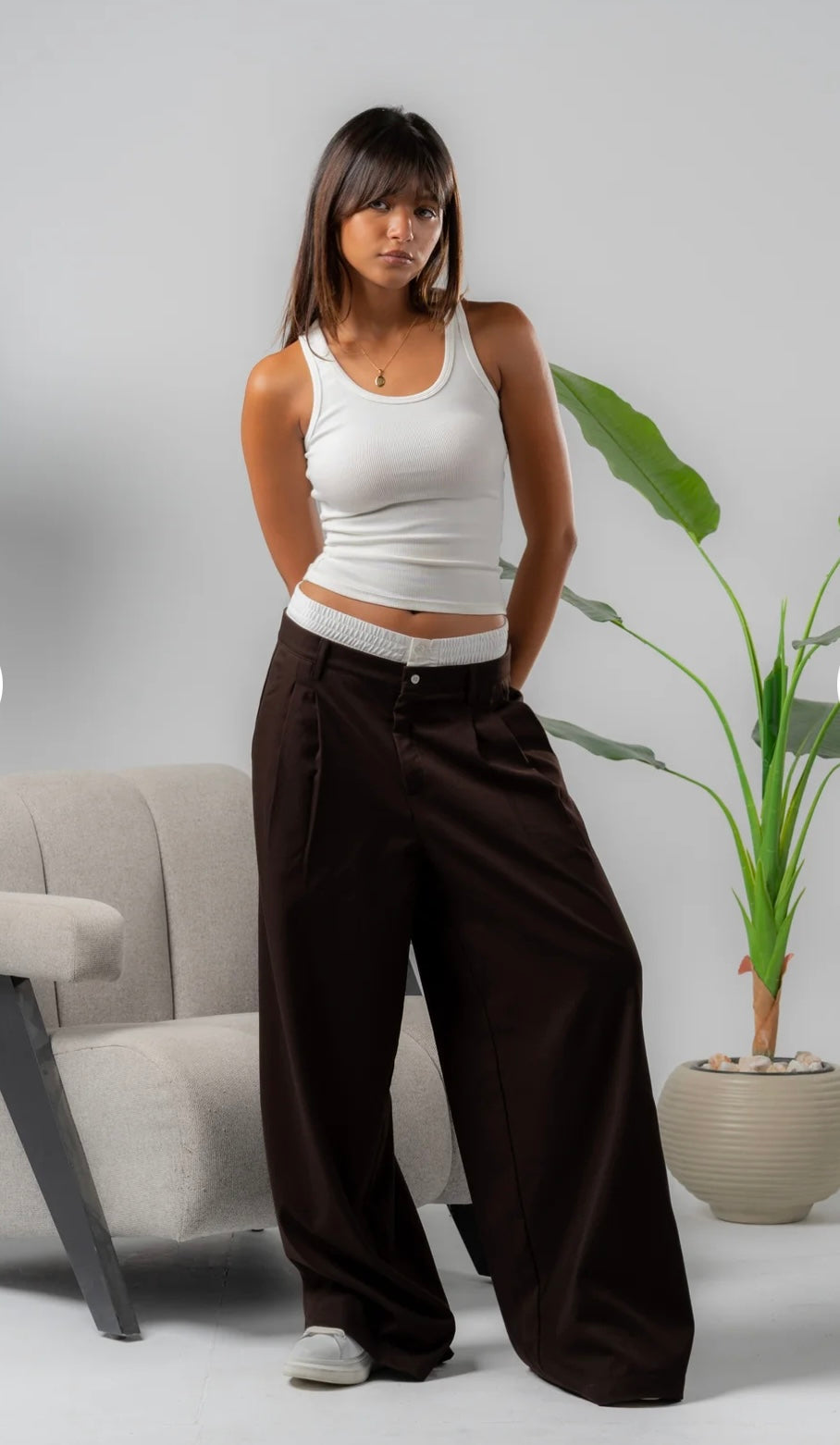 Wide leg brown pant