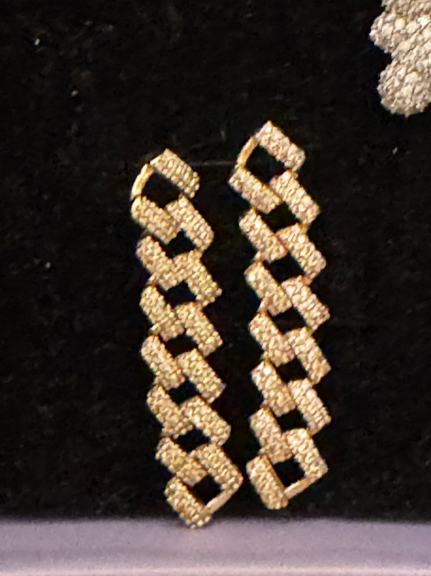 Cuban link earring
