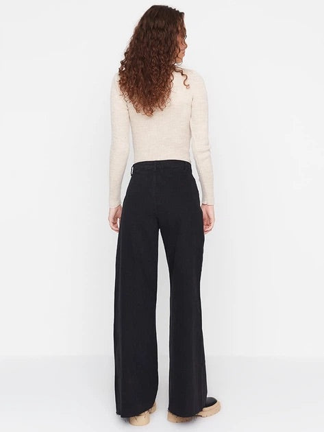 Wide leg denim