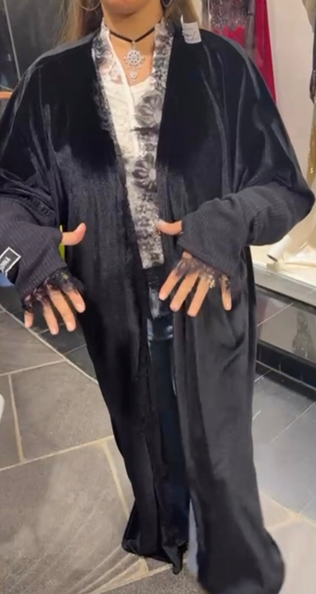 Black velvet with dantell kuftan