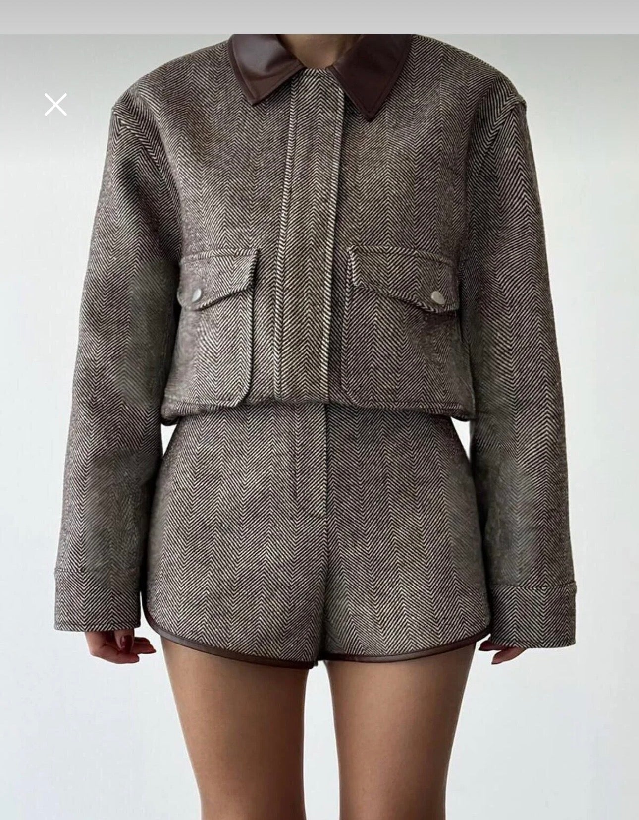 Leather Collar Bomber Jacket Mini
Shorts Set