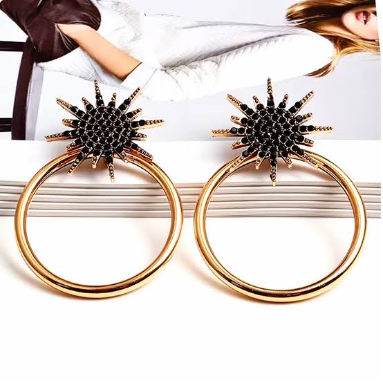 Black stones earrings